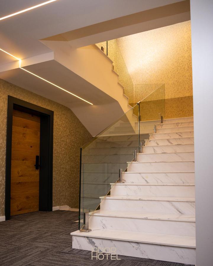Ador Hotel North Mitrovica Dış mekan fotoğraf
