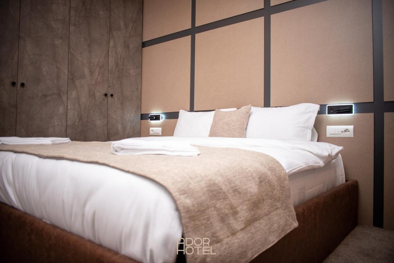 Ador Hotel North Mitrovica Dış mekan fotoğraf